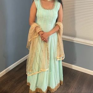 A very beautiful Indian dress  2 piece gown